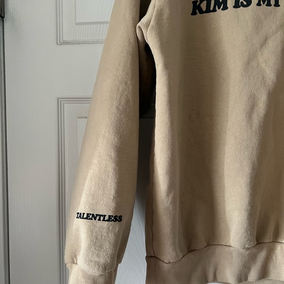 NWOT SZ S TALENTLESS KIM IS MY LAWYER SWEATSHIRT!! - Picture 5 of 7